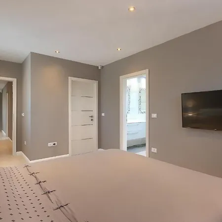 Alex Exclusive Vakantiehuis Poreč