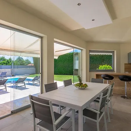 Vakantiehuis Alex Exclusive Poreč